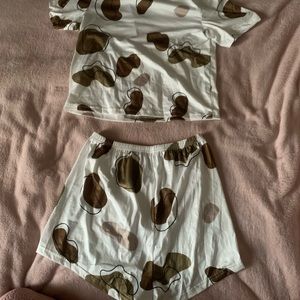 super soft silk pajama set, loose material, cow print design